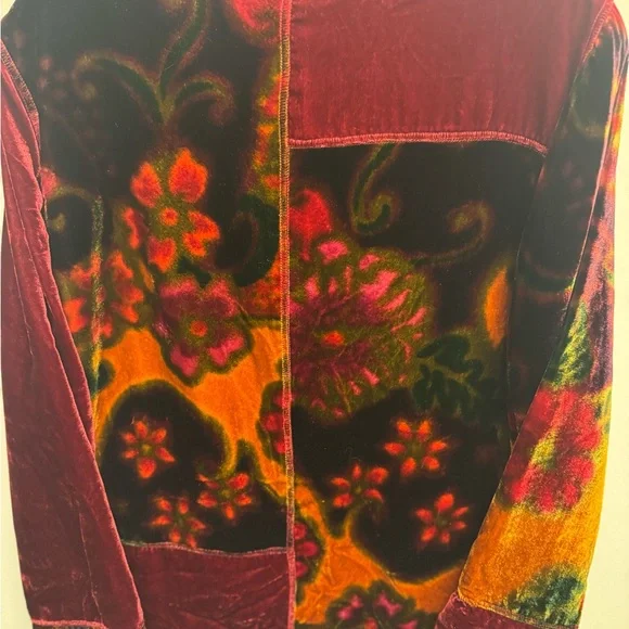 Coldwater Creek Women's Velvet Bomber Jacket - Red and Green - Picture 7 of 10